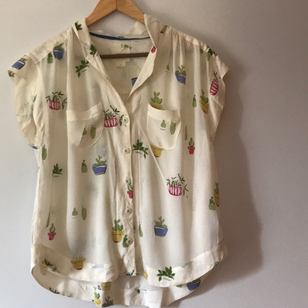 Anthropologie Maeve cactus blouse in size small!
